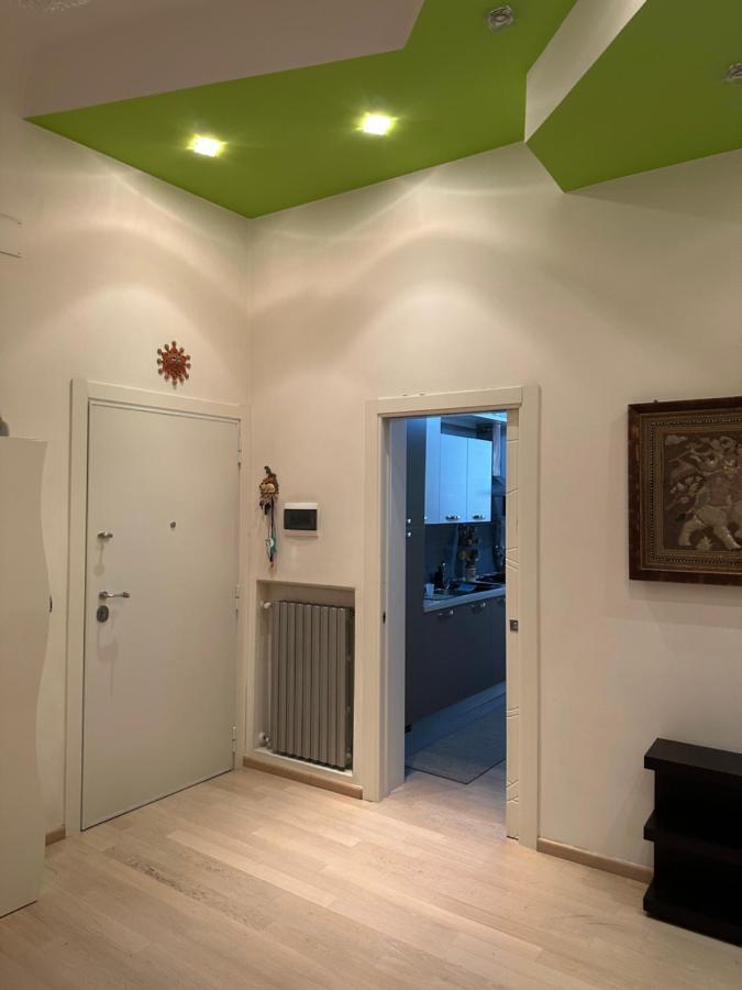 3F Apartment Бари Экстерьер фото